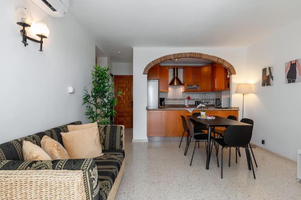 Oasis 16 Apartment Нерха Екстериор снимка